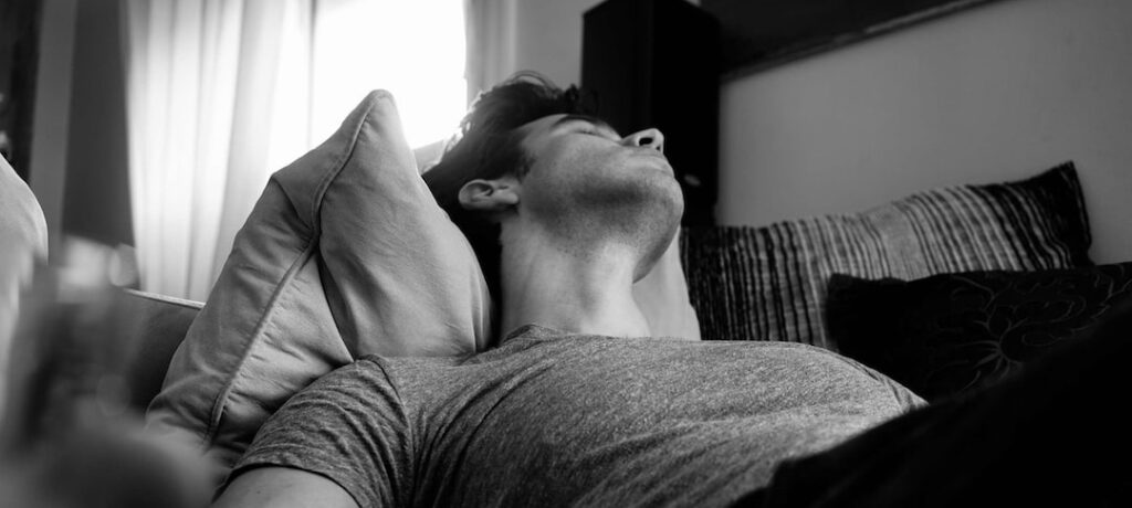 is-6-hours-of-sleep-enough-to-build-muscle? Is 6 Hours of Sleep Enough to Build Muscle?